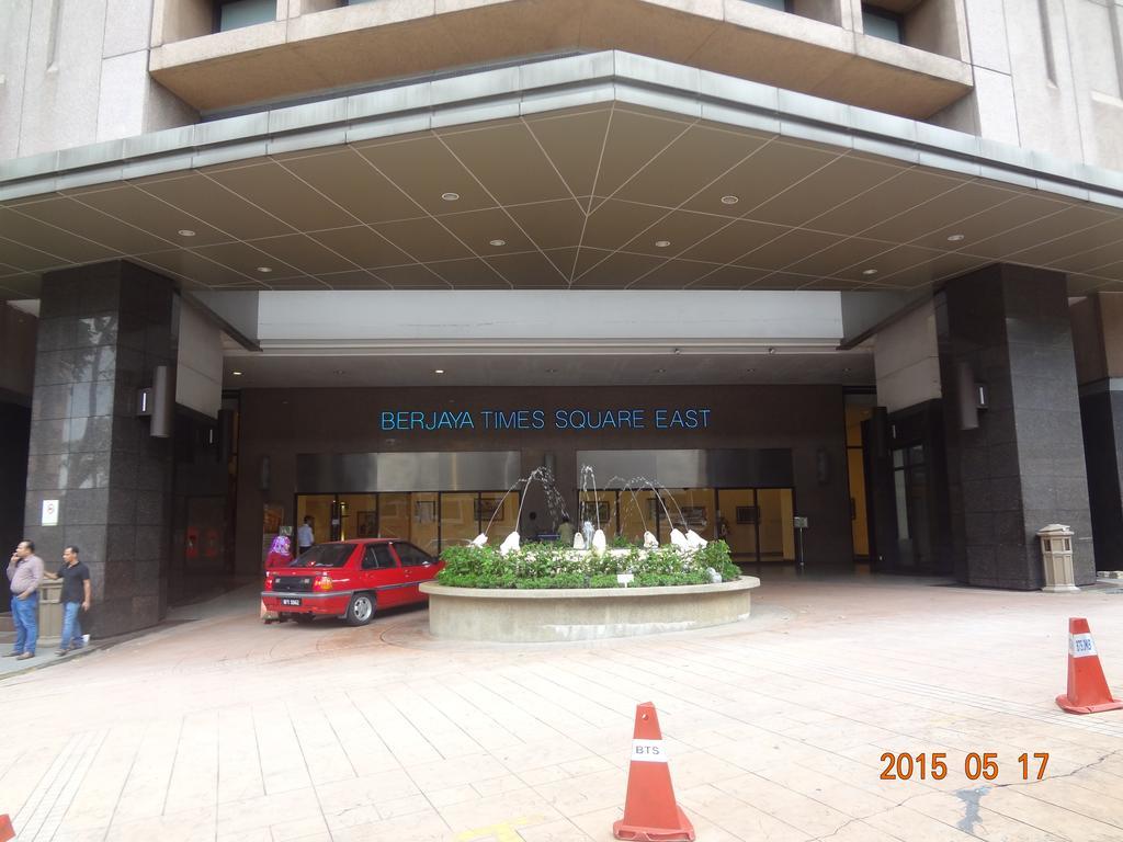 Best Service Suite At Times Square Kuala Lumpur Buitenkant foto