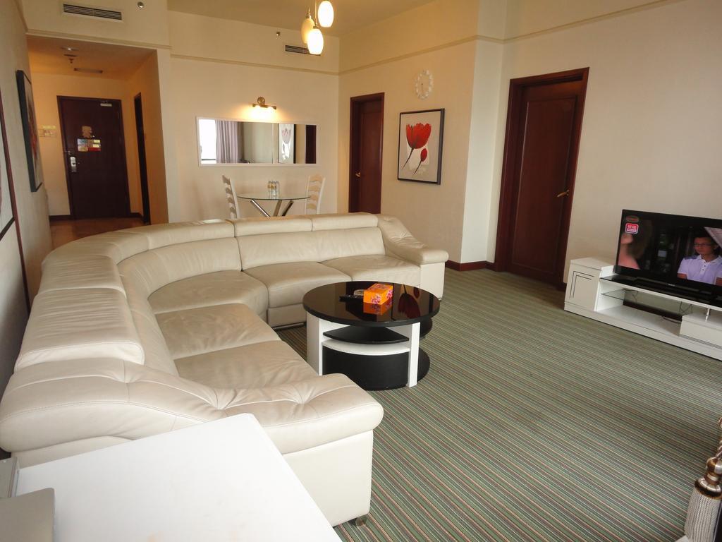 Best Service Suite At Times Square Kuala Lumpur Buitenkant foto