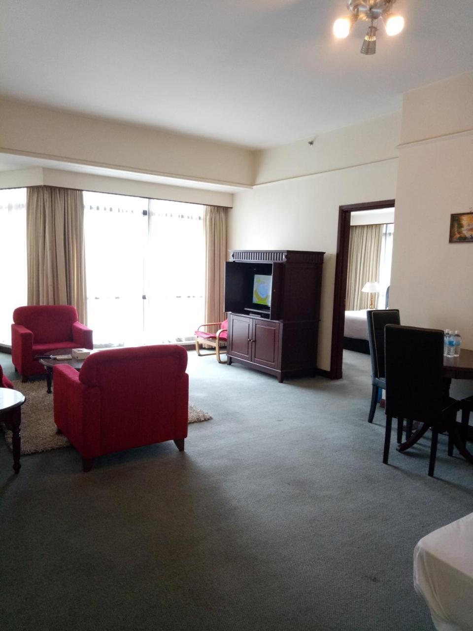 Best Service Suite At Times Square Kuala Lumpur Buitenkant foto