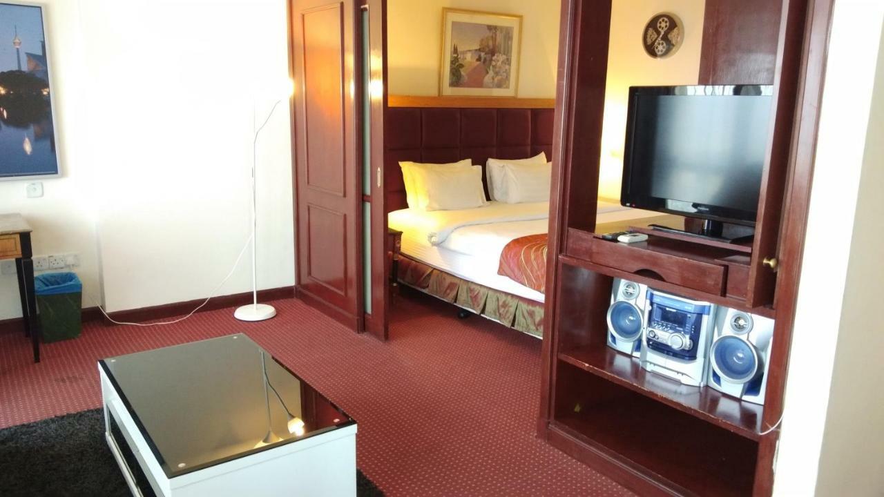 Best Service Suite At Times Square Kuala Lumpur Buitenkant foto